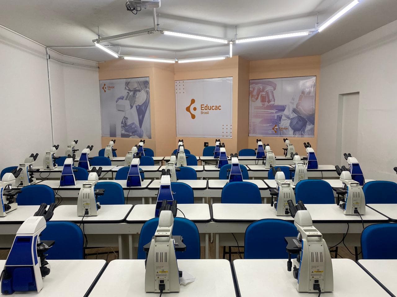 Laboratórios Modernos